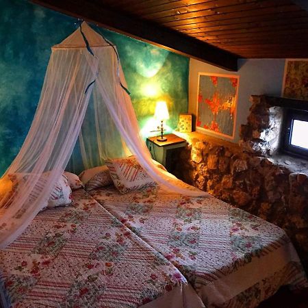 Room In Guest Room - Romantic Getaway To Valeria Εξωτερικό φωτογραφία