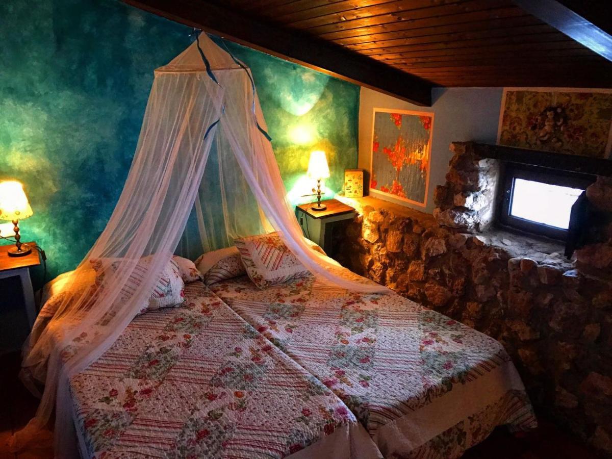 Room In Guest Room - Romantic Getaway To Valeria Εξωτερικό φωτογραφία